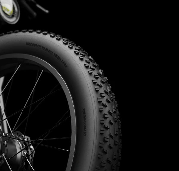 26 × 4,0” fat tires
